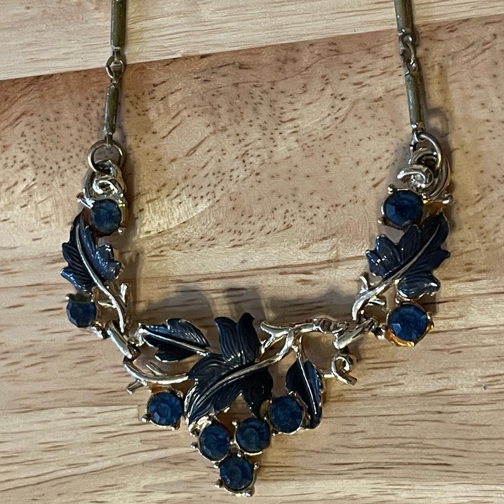 Blue rhinestone necklace and screw back earring set